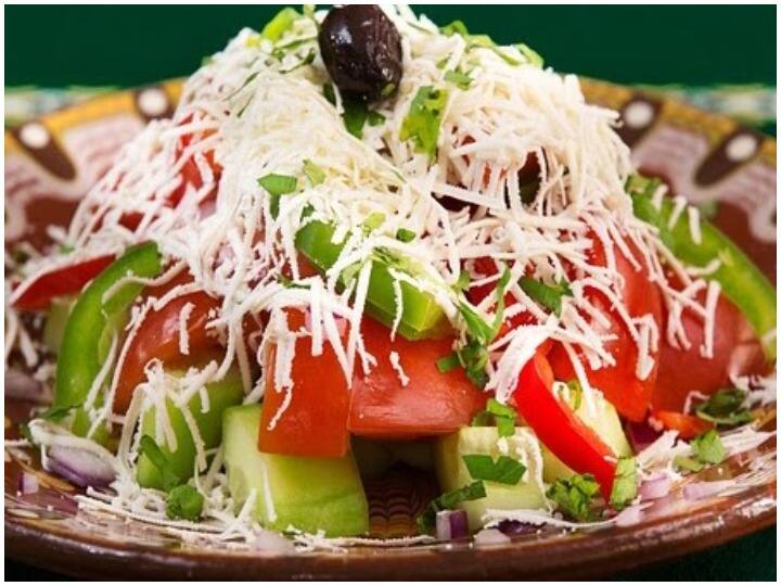 Kitchen Hacks, Salad Made of Cottage Cheese and Cucumber Can Help in Weight Loss And Cheese and Cucumber Salad Recipe Kitchen Hacks: पनीर और खीरे से बना ये सलाद वजन घटाने में कर सकता है मदद, ऐसे करें तैयार