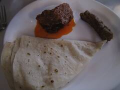 Kitchen Hacks: तवा रोटी खाकर हो गए हैं बोर तो, घर पर बनाएं रुमाली रोटी, बढ़ाएं खाने का स्वाद