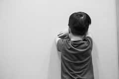 AP Crime: ఏపీలో ఘోరం.. చాక్లెట్‌ ఇప్పిస్తానని ఆశచూపి.. ఆరేళ్ల బాలుడిపై లైంగిక దాడి..!