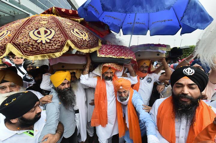 New York-based philanthropist Mandeep Singh Sobti and Paramjeet Singh Anand through the Sobti Foundation have undertaken the rehabilitation of these distressed Afghans in coordination with and under the guidance of the government of India. (Image Source: PTI)