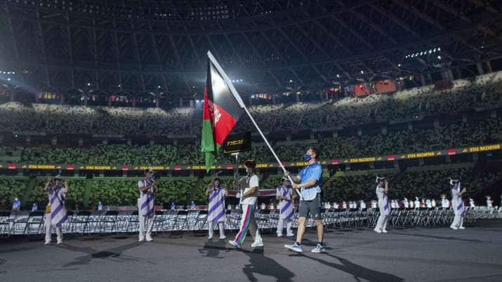 Tokyo Paralympic 2021: Afghanistan's flag has been included to Gives Special Message Tokyo Paralympic 2021: పాపం అఫ్గానిస్థాన్... ఆటగాళ్లు లేరు... కానీ, పారాలింపిక్స్‌లో రెపరెపలాడిన అఫ్గాన్ జెండా