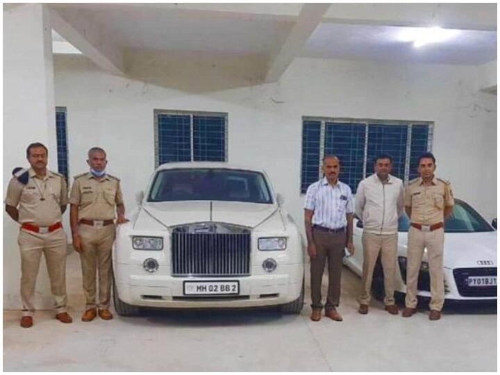 Amitabh Bachchans luxury car Rolls Royce seized in Bangalore Bachchan's के नाम पर रजिस्टर लग्जरी Rolls Royce कार बेंगलुरु में सीज, रोड टैक्स जमा नहीं करने पर हुई कार्रवाई
