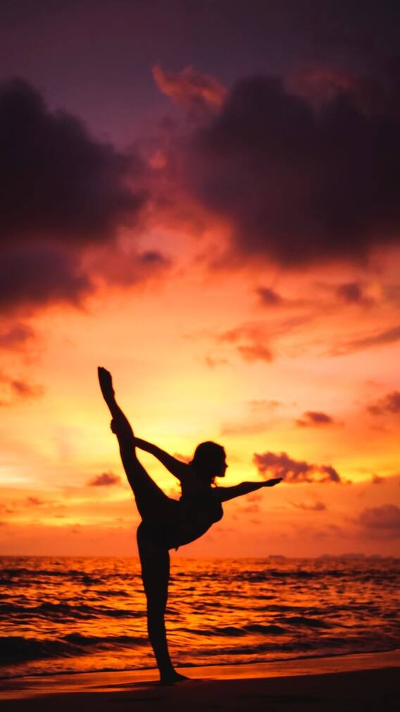 উজ্জ্বল ত্বকের গোপন রহস্য যোগাসনেই