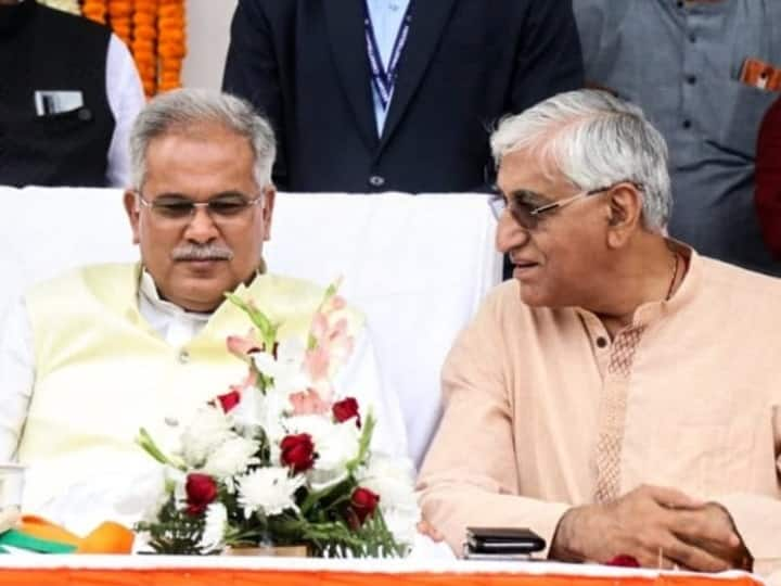 Chhattisgarh Congress Rift: Congress MLAs loyal to Bhupesh Baghel stage show of strength in Delhi, CM to Meet Rahul Gandhi Chhattisgarh Congress Rift: भूपेश बघेल समर्थक विधायकों ने दिल्ली में डेरा डाला, राहुल गांधी से मिले सीएम