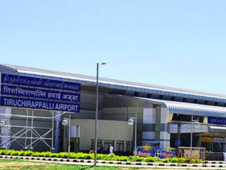 The number of passengers at Trichy Airport rose to 28,000 in June. திருச்சி : விமான நிலையத்தில் இரண்டு மாதத்துக்கு பின்பு அதிகரித்த பயணிகள் எண்ணிக்கை..