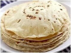 Kitchen Hacks: ठंडी होने के बाद भी नरम रहेगी रोटी, इन बातों का रखें ध्यान