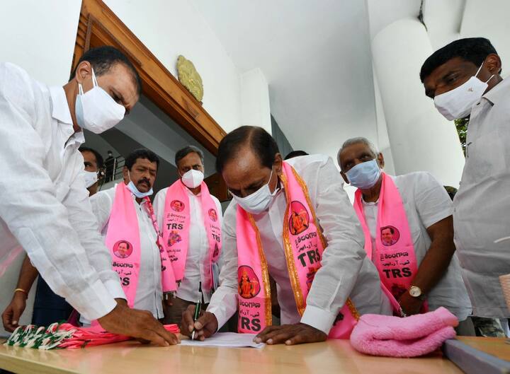 రానున్న 20 ఏళ్లు తెలంగాణలో టీఆర్ఎస్ పార్టీ ప్రభుత్వమే ఉంటుందని కేసీఆర్ చెప్పారు.