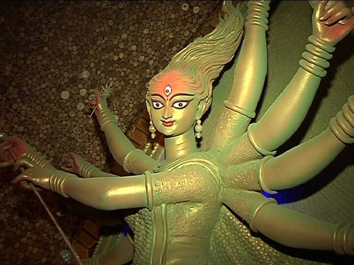 অক্টোবরে দুর্গাপুজো। vis....(দুর্গা পুজোর আরতির ছবি) ক্যালেন্ডার বলছে, হাতে আর মাত্র ৪৮ দিন।