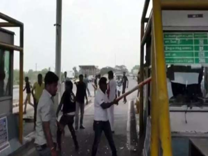 சுங்கச்சாவடி சூறையாடப்பட்ட வழக்கு: எம்.எல்.ஏ  வேல்முருகனுக்கு  பிடிவாரண்ட் !