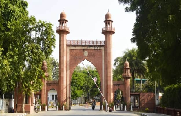 Hate Posters Put Up Against AMU Vice Chancellor For Condoling BJP Veteran Kalyan Singh's Death Hate Posters Crop Up Against AMU VC For Condoling BJP Veteran Kalyan Singh's Death