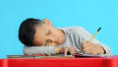 Covid-19 Third Wave: कोरोना की तीसरी लहर में बच्चों को शांत और सुरक्षित रखने का कोई नुस्खा है? जानिए