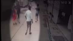 સુરતઃ પ્રેમલગ્ન કરનાર યુવતીનું તેના જ પરિવારે કર્યું અપહરણ, ઘટના CCTVમાં કેદ