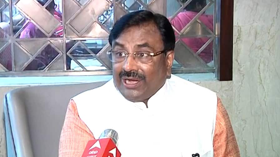 bjp leader sudhir mungantiwar and congress leader nana patole comment on maharashtra obc reservation OBC Reservation : सदोष इम्पिरिकल डेटा ही काँग्रेसची चूक, सुधीर मुनगंटीवार यांची काँग्रेसवर टीका