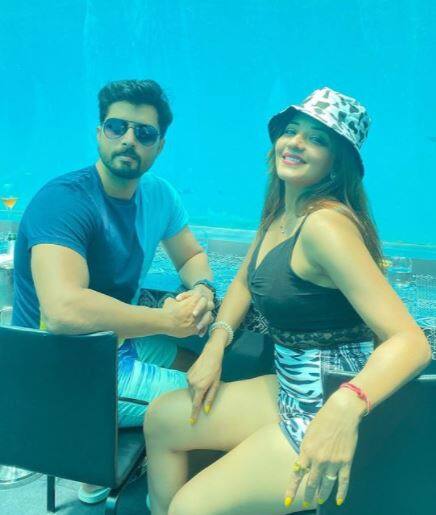 The couple jetted off to Maldives over the weekend and is constantly sharing pictures and videos from the same on social media. [pic credit: Instagram/Monalisa]