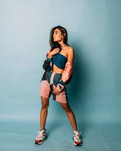 Shalini Pandey Photos:విజయ్ దేవరకొండ బేబీ బాగా చిక్కిపోయింది...వైరల్ అవుతున్న పిక్స్