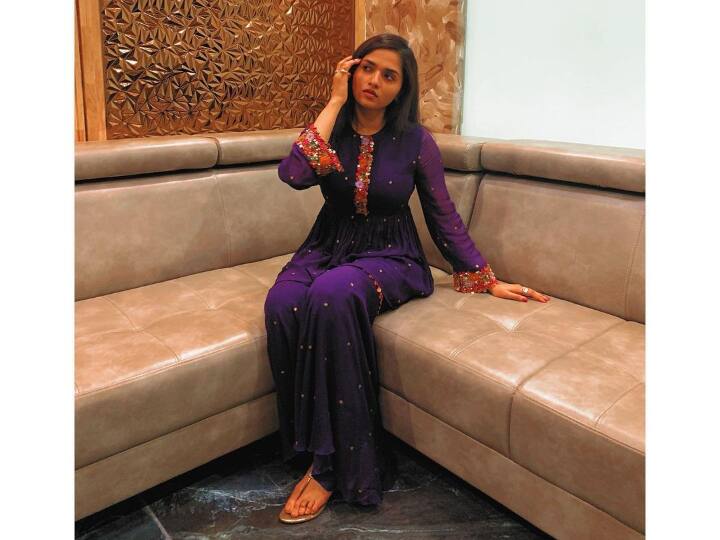 அய்யய்யோ சக்கரை தடவி அய்யய்யோ... செஞ்சது உடலோ அழகோ அழகு