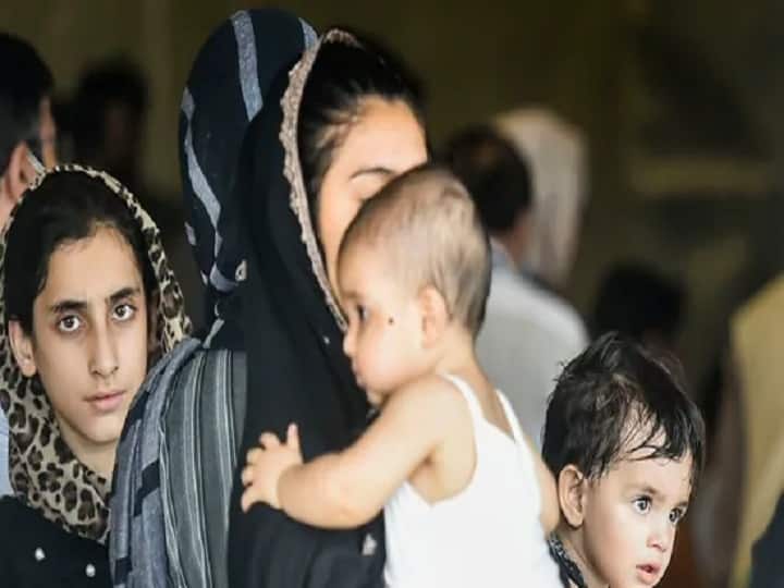 Explained, countries which are giving shelter to Afghan refugees in this hour of crisis, who closed the doors Explained: जानें- संकट की इस घड़ी में कौन से देश अफगान शरणार्थियों को दे रहे पनाह, किसने मोड़ा मुंह