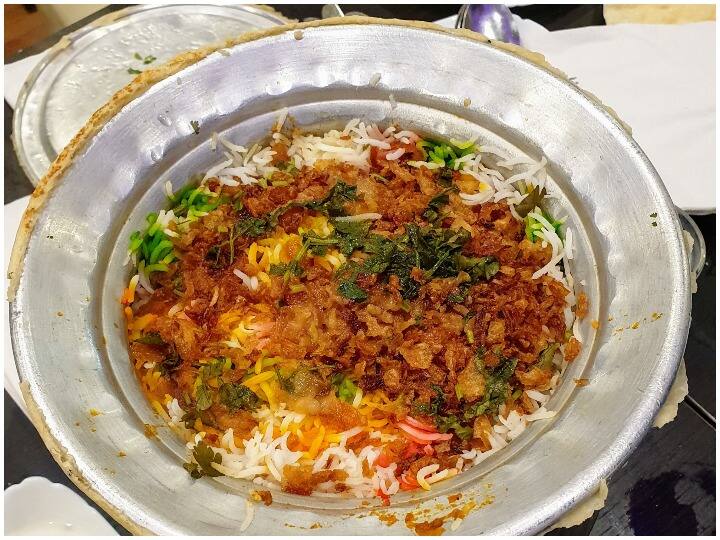 अफगान संकट का ड्राई फ्रूट्स पर दिखा असर, हैदराबादी बिरयानी के और महंगा होने के आसार