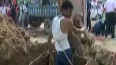 સમાચાર શતક: અમદાવાદના બોપલ વિસ્તારમાં ગેસ ડ્રેનેજનું કામ કરતાં બે શ્રમિકોના મોત, જુઓ ગુજરાતી ન્યૂઝ