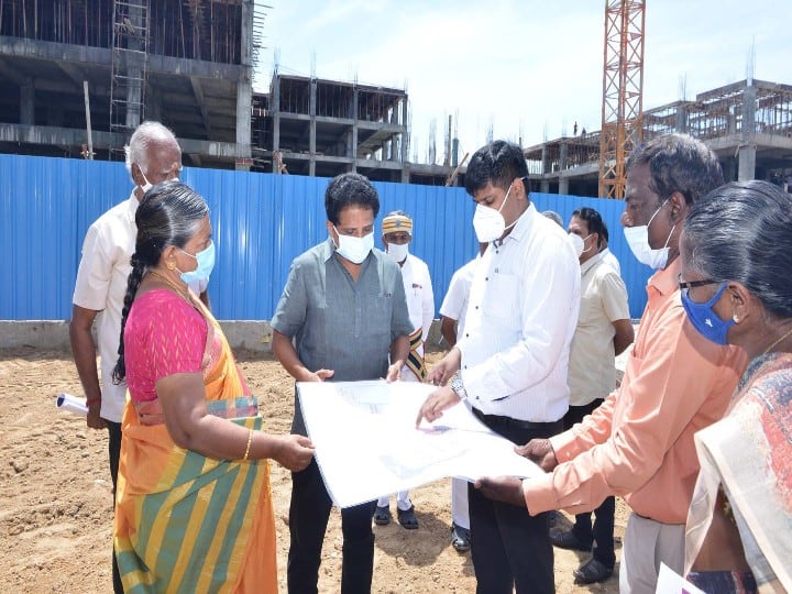 Madurai MP su venkatesan review with Commissioner regarding Smart City work மதுரை ; ஸ்மார்ட் சிட்டி திட்டப்பணிகள் என்னாச்சு ? சு.வெங்கடேசன் எம்.பி., ஆய்வு