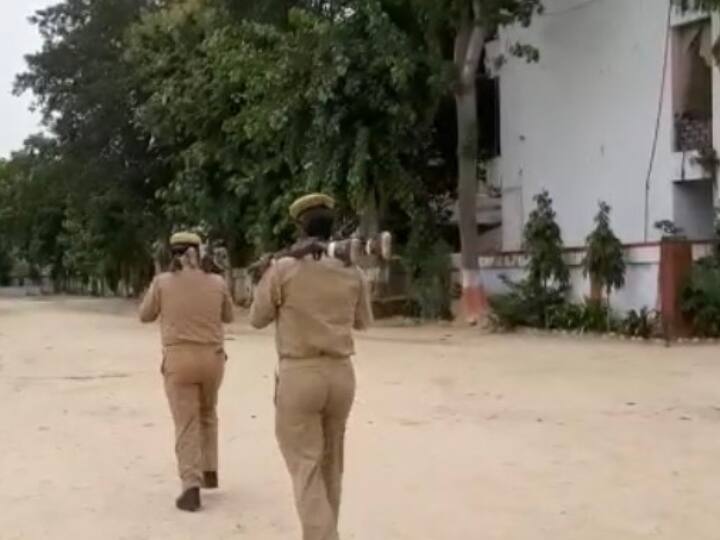 Kanpur Police Man Gives VIP Treatment to Inspector Accused of Rape Case got punishment ANN Kanpur Police News: दुष्कर्म के आरोपी इंस्पेक्टर को VIP ट्रीटमेंट देना पुलिस वालों को पड़ा भारी, दो कर्मियों को मिली परेड दलेल की सजा