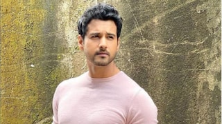 'নিজের ওপর বিশ্বাস রাখো', নুসরতের উদ্দেশে বললেন যশ?