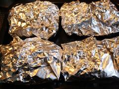 DIY Tips: आश्चर्य में डालते हैं पैर पर एल्युमीनियम फॉइल लपेटने के फायदे