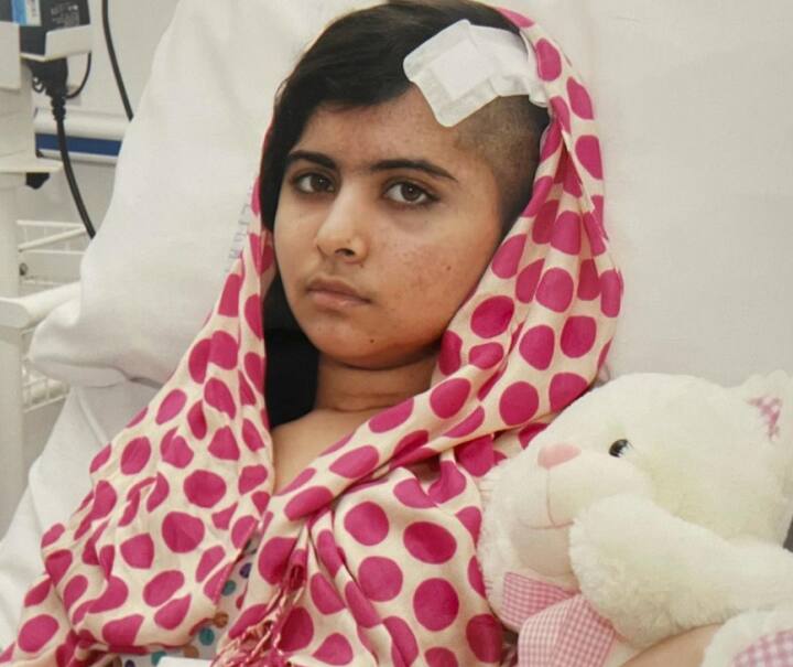 Afghanistan Crisis From malala to shabnam dawran list of women oppressed by Taliban Afghanistan Taliban Crisis : மலாலா முதல் ஷப்னம் தர்வான் வரை...தலிபான்களால் தாக்கப்பட்ட பெண்களின் கதை!