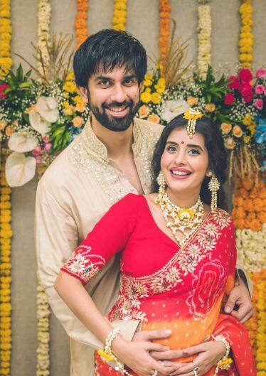 TV actress Charu Asopa who is the wife of actress Sushmita Sen’s brother Rajeev is pregnant with her first child. [pic credit: Instagram/ Charu Asopa]