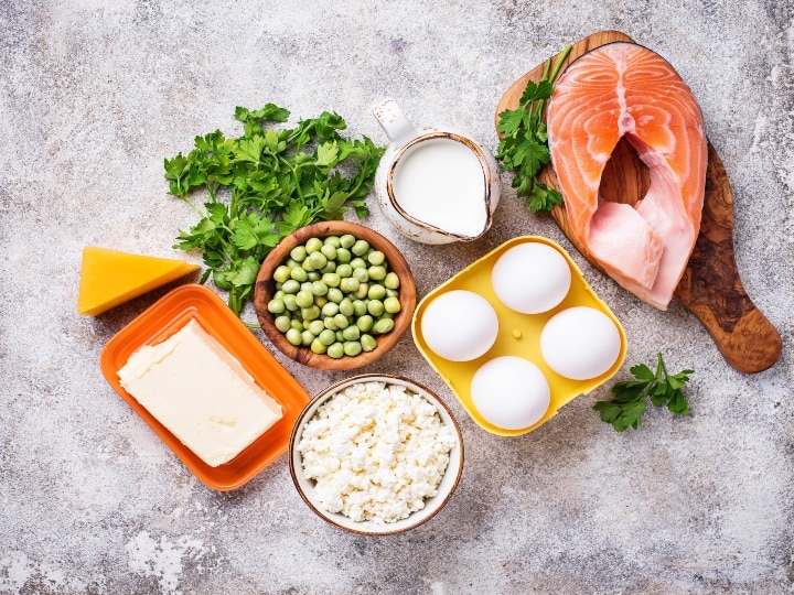 Vitamin B-12 Benefits: विटामिन बी-12 से शरीर को मिलेंगे ये फायदे, ये हैं विटामिन बी-12 से भरपूर खाद्य पदार्थ