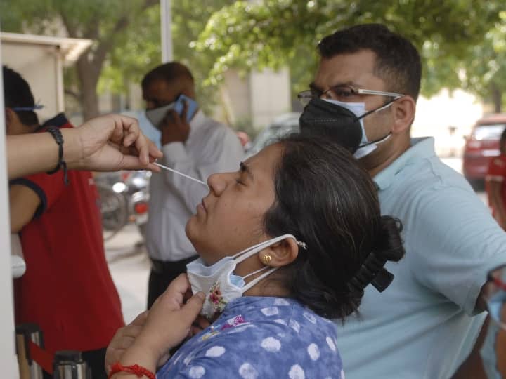 Coronavirus Updates: केरल में लगातार दूसरे दिन आए कोरोना के 30 हजार से अधिक मामले, 162 मरीजों की मौत