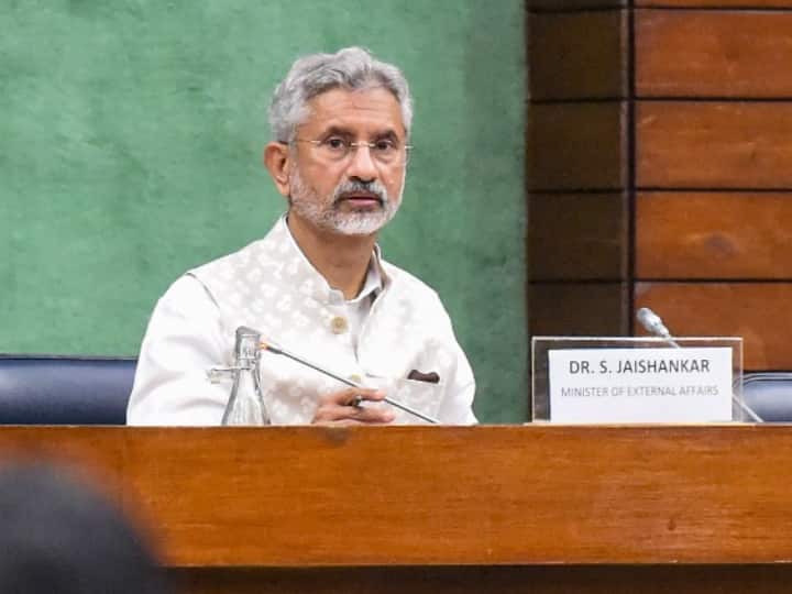 क्या तालिबान के कब्जे के बाद सीमा पार से बढ़ा खतरा? जानें विदेश मंत्री का जवाब