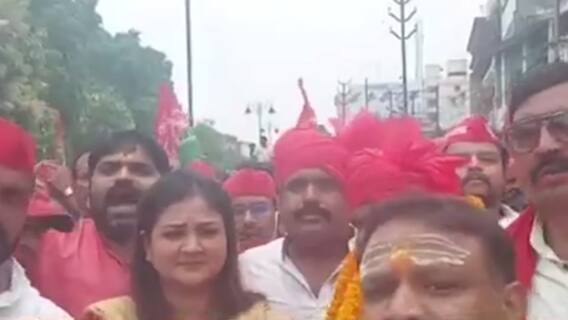 यूपी में वोट की सबसे बड़ी रेस, चुनावी पटरी पर 'यात्रा एक्सप्रेस' ! |Baat To Chubegi