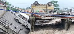 Bridge Collapse Dehradun: ఒక్కసారిగా కూలిపోయిన బ్రిడ్జి.. నదిలో చిక్కుకున్న వాహనాలు