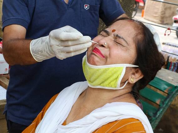 Kerala Coronavirus Case: केरल में आए कोरोना के 32 हजार से अधिक मामले, 179 मरीजों की मौत Kerala Coronavirus Case: केरल में आए कोरोना के 32 हजार से अधिक मामले, 179 मरीजों की मौत