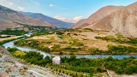 Afghanistan Crisis: পঞ্জশির নিয়ে বিপাকে তালিবান, দফায় দফায় সমঝোতা বৈঠক | Bangla News
