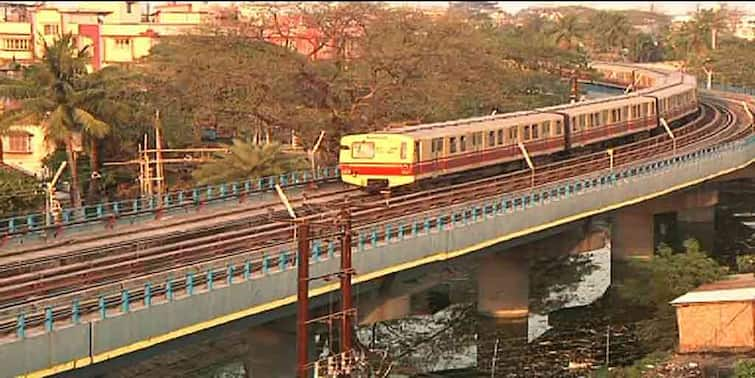 Kolkata Metro Update: Kolkata Metro will bid farewell to non AC metro rake on 37th birthday Kolkata Metro Update: ৩৭ তম 'জন্মদিনে' নন এসিকে বিদায় কলকাতা মেট্রোর