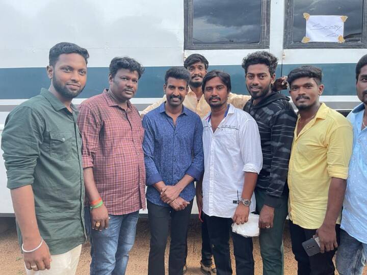 காரைக்குடியில் நடைபெற்ற சினிமா படபிடிப்பின் போது சூரி பிறந்தநாள் கொண்டாடினார்.