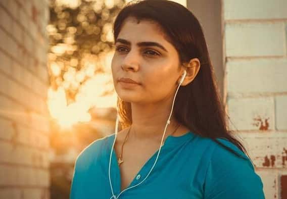 Chinmayi | ரீலா ரியலா.. இவருடன் ஜோடியா? தெலுங்கு திரையுலகில் எண்ட்ரி கொடுக்கிறார் சின்மயி..! Chinmayi | ரீலா ரியலா.. இவருடன் ஜோடியா? தெலுங்கு திரையுலகில் எண்ட்ரி கொடுக்கிறார் சின்மயி..!