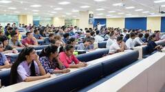 Breaking News : Delhi में 1 सितंबर से 9वीं से 12वीं तक के स्कूल खुलेंगे