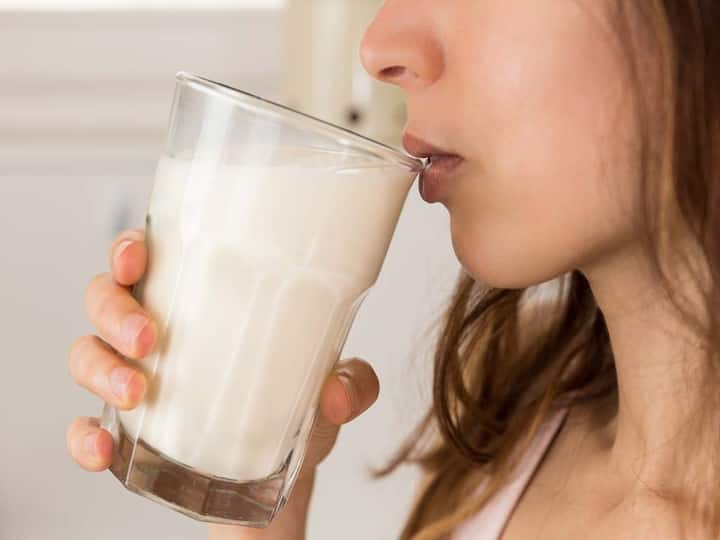 Drinking adulterated milk can cause diseases like liver, cancer and kidney Milk Adulteration : मिलावटी दूध पीने से सावधान, हो सकती है लीवर कैंसर और किडनी डैमेज जैसी खतरनाक बीमारियां