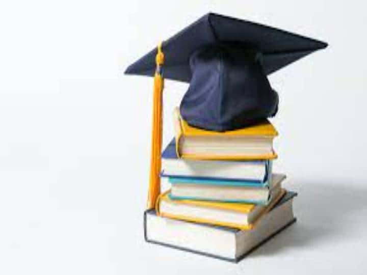 Money will not hinder in making a career, apply for these scholarship programs immediately