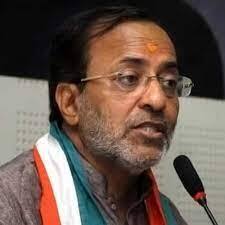 Arjun Modhwadia's literal attack after Nitin Patel's statement in Dharmasabha ધર્મસભામાં નીતિન પટેલના નિવેદન બાદ અર્જુન મોઢવાડિયાનો પ્રહાર, કહ્યુ- રાજકીય સ્વાર્થ સાધવા ભાજપના નેતાઓ નફરતની ભાષાનો કરે છે ઉપયોગ