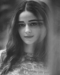 Ananya Pandey Pics: সাদা-কালো ছবিতে গ্ল্যামারাস অনন্যা পান্ডে,প্রশংসা রণবীর সিংহরও