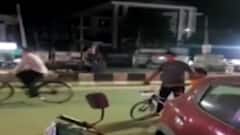 ભરુચઃ રસ્તે રઝળતા ઢોરનો આતંક આવ્યો સામે,બે આખલાઓ બાખડતા રાહદારીઓને હાલાકી