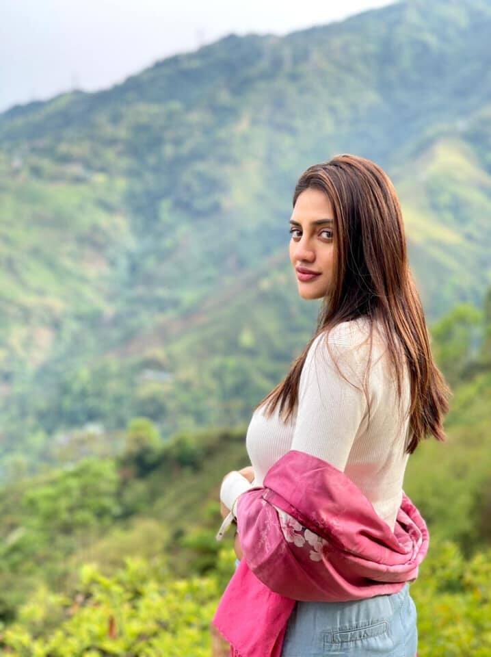 গুঞ্জনের মধ্যেই একের পর এক বিস্ফোরণ। নুসরতের বিরুদ্ধে বিবাহ বিচ্ছেদের মামলা করেন নিখিল। জানিয়ে দেন, বেশ কিছু মাস ধরেই একসঙ্গে থাকছেন না তাঁরা। অন্যদিকে বিবৃতি জারি করে নুসরত জানান, নিখিলের সঙ্গে আইনি বিবাহ হয়নি তাঁর। একে অপরের সঙ্গে কিছুদিন সহবাস করেছেন কেবল তাঁরা।