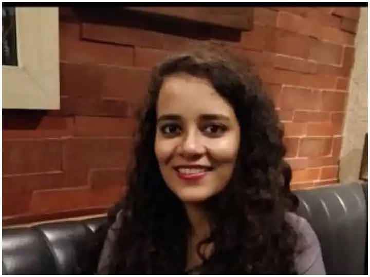 Gunjan Dwivedi became IAS after a long struggle of 5 years, achieved success like this