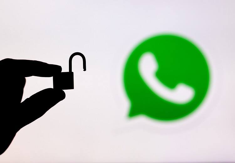 Steps to keep your Whatsapp account safe from hackers through privacy and verification settings Whatsapp | ஹேக்கர்கள் தொல்லை - உங்கள் வாட்சாப் கணக்கைப் பாதுகாக்க வைத்துக் கொள்வது எப்படி?