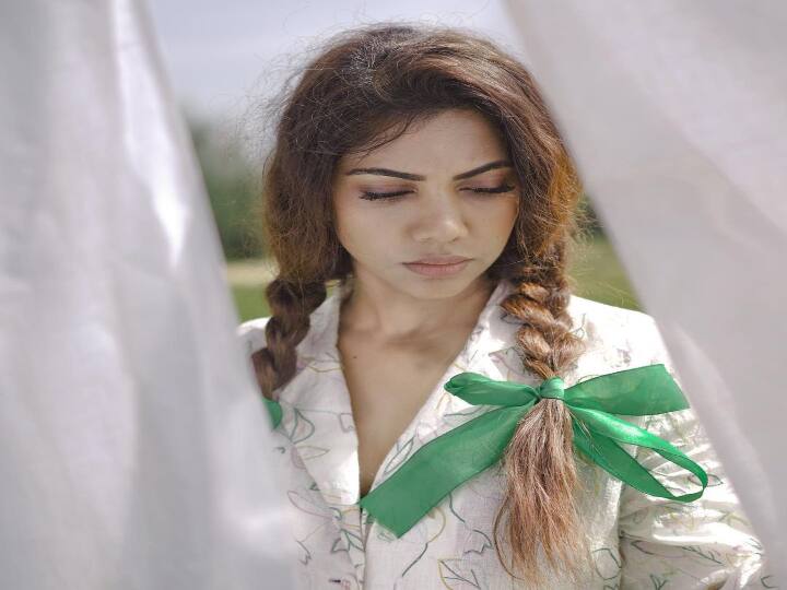 விழியில் கரைந்துவிட்டதோ அம்மம்மா விடியல் அழித்துவிட்டதோ