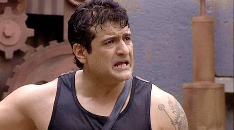 NCB arrest Armaan Kohli after interrogation found drugs at house raid Armaan Kohli Arrest: NCB ने पूछताछ के बाद अरमान कोहली को किया गिरफ्तार, रेड में घर से बरामद हुए थे Drugs